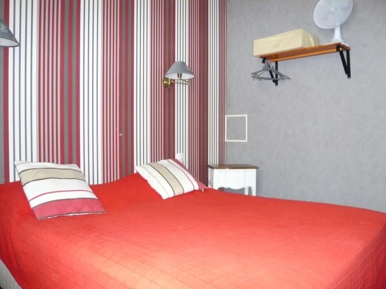 Hotel - Restaurant Saint Jacques Blois Exterior foto