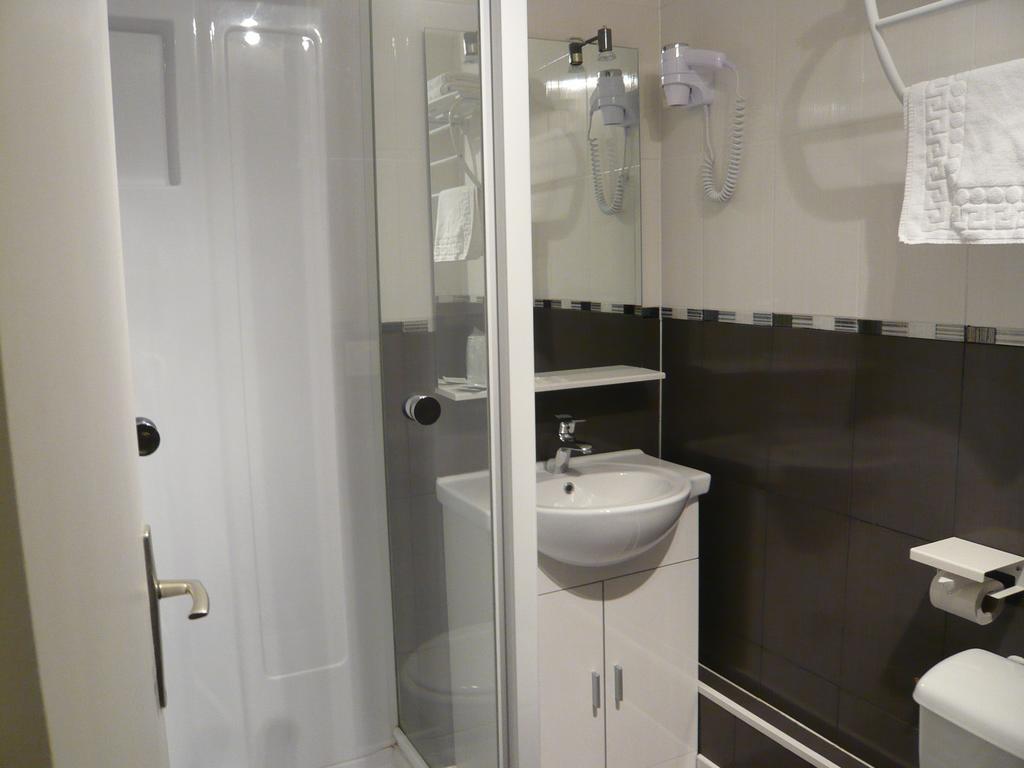 Hotel - Restaurant Saint Jacques Blois Habitación foto